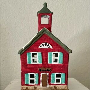 Colonial America Collection “Red Schoolhouse” Ceramic Illuminated Building
